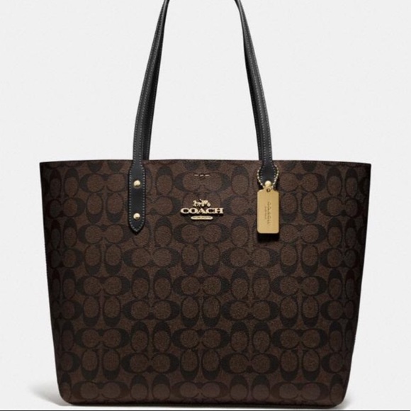 Coach Handbags - Coach TOWN TOTE IN SIGNATURE CANVAS